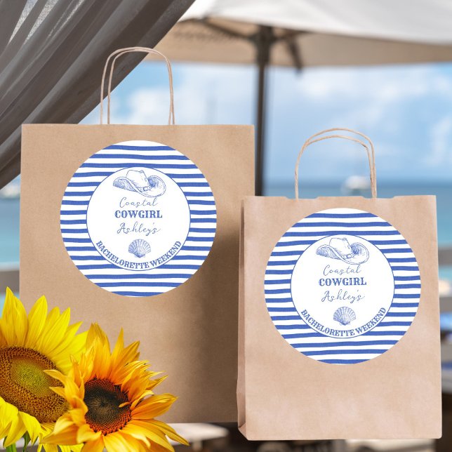 Sticker Rond Week-end d'enterrement de vie de jeune fille de co (Coastal Cowgirl Bachelorette weekend printed Sticker last toast on a coast dusty blue favor stickers)