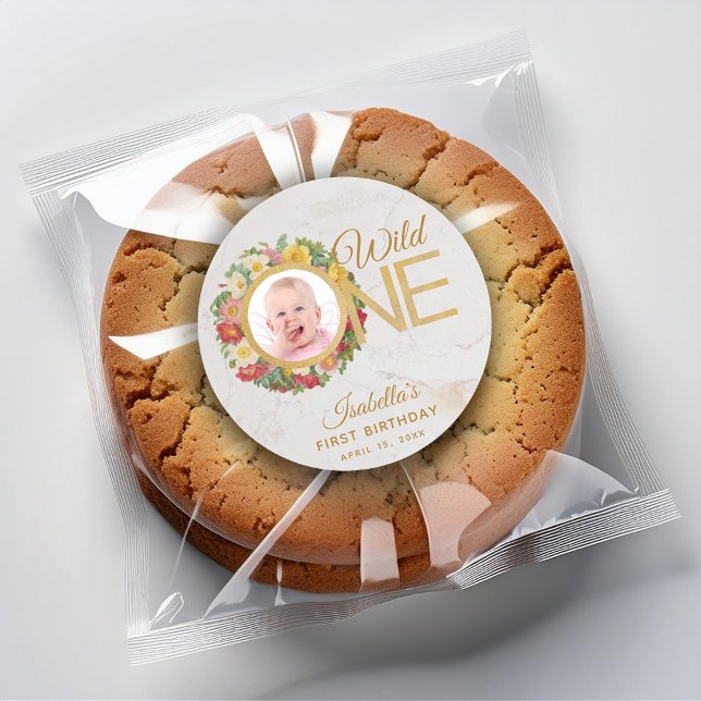 Sticker Rond Wild One Floral Photo Rose Wreath Premier annivers (Créateur téléchargé)