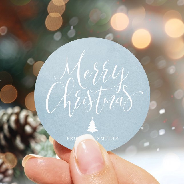 Sticker Rond Winter Blue Simple Calligraphie Joyeux Noël (Winter Blue Simple Calligraphy Merry Christmas Classic Round Sticker)
