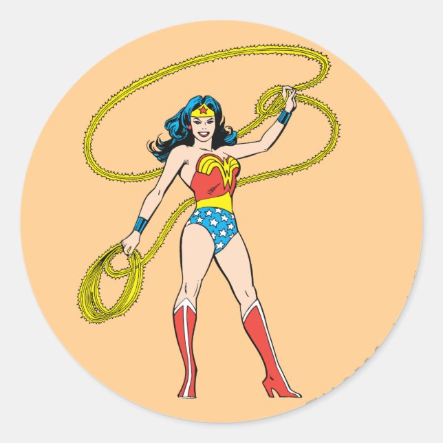 Sticker Rond Wonder Woman debout avec Lasso (Devant)
