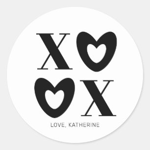 Sticker Rond XOXO blanc coeurs noirs typographie moderne person