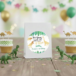Sticker Rond Young Wild & Three Dinosaur Boys Troisième anniver