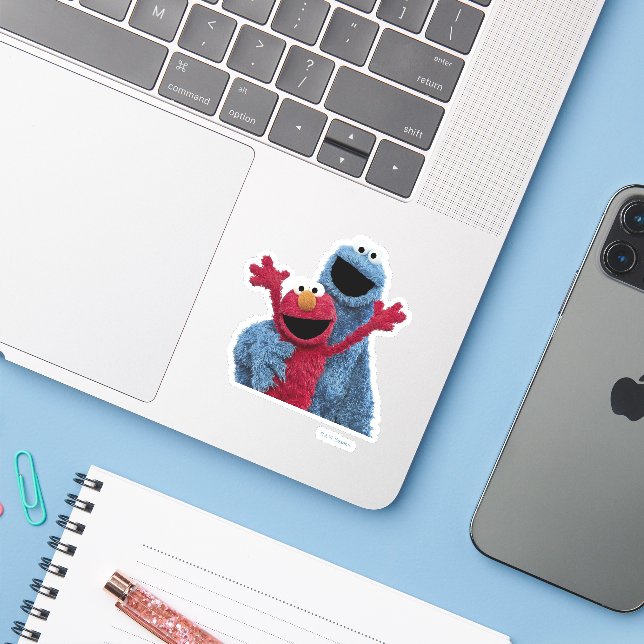 Sticker Rue Sésame | Monstre Elmo & Cookie (Ordinateur portable avec iPhone)