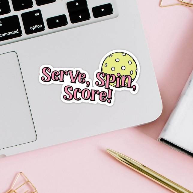 Sticker Servez, Spin, Score ! | Pickleball rose et jaune (Créateur téléchargé)