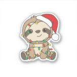 Sticker Sloth Christmas Winter Animaux Slots<br><div class="desc">Le paresseux à Noël avec des lumières de fées. Animaux amusants avec des cadeaux et de la neige pour les vacances. Un doux salut de Noël. Les fentes sont des animaux mignons et parfaits pour Noël.</div>