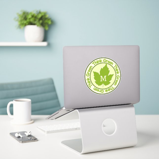 Sticker THINK GREEN, monogramme personnalisé (Ordinateur portable sur le bureau)