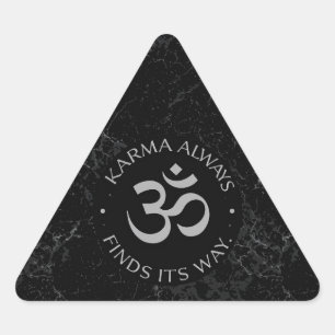 Sticker Triangulaire Conception d'Om de Karma spirituel - Collection Mi