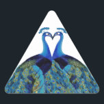 Sticker Triangulaire Peacocks vintages Embrasser les cadeaux de mariage<br><div class="desc">Peacocks vintages Embrasser les cadeaux de mariage</div>