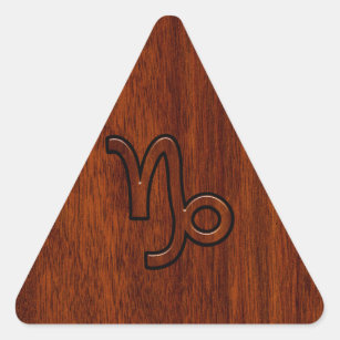 Sticker Triangulaire Symbole de Capricorn Zodiac dans Mahogany Brown