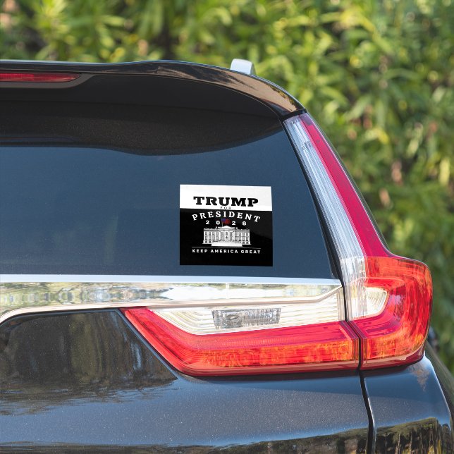 STICKER TRUMP 2028 (Côté voiture)