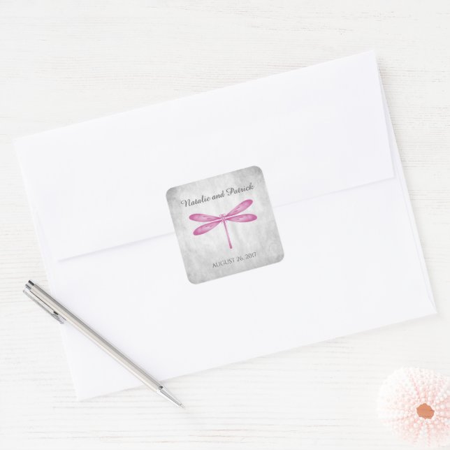 Stickers de mariage de la libellule magenta (Enveloppe)