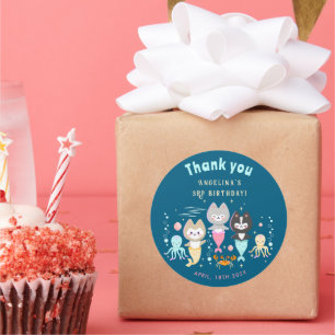 Stickers ronds classiques fête d'anniversaire.