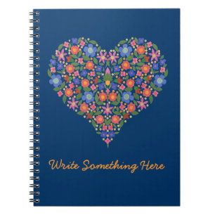 Style d'art populaire chic Coeur floral sur Carnet