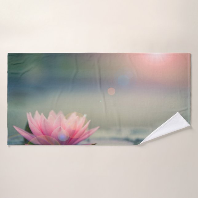 Style Lotus Flower Paysage, Zen (Serviette de bain)