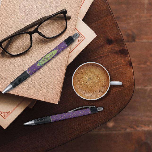 Stylo Floral vintage Inspiré (Elegant Vintage Inspired Purple and Green Floral Personalised pen.)