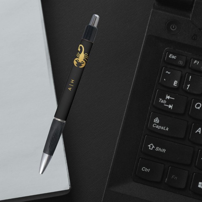 Stylo Golden - Scorpio Zodiac -monogrammed noir (Créateur téléchargé)