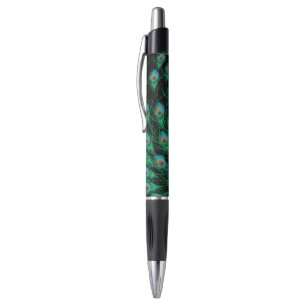 Stylo Illustration avec des plumes de paon sur le noir