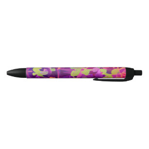 Stylo Noir Fleurs dans un champ coloré art numérique abstrait