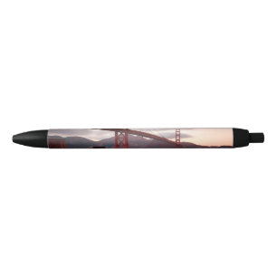 Stylo Noir Golden gate bridge contre des montagnes
