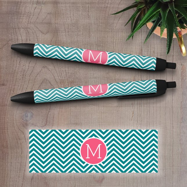 Stylo Noir Motif Girl Chevron avec Monogramme - Turquoise ros (Personalized writing pens - Add your text and choose a background color)