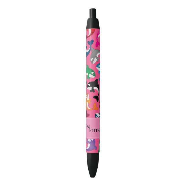 Stylo Noir Nom personnalisé orque arc-en-ciel rose (devant Vertical)