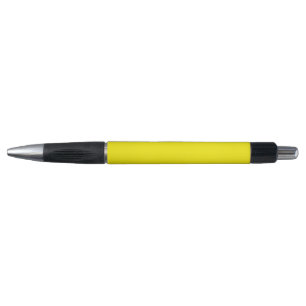 Stylo Un carré jaune centré sur un fond blanc propre