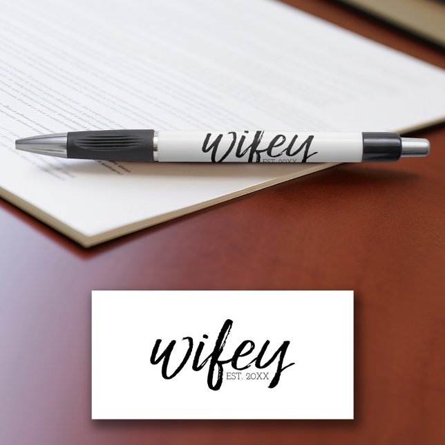 Stylo Wifey - Whimsical Black Calligraphy pour la mariée (Personalized pen)