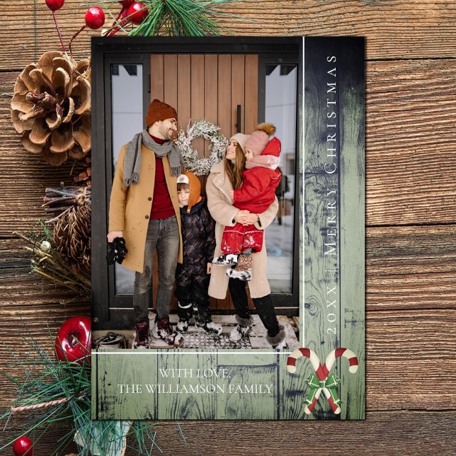 Sucres de canne rustiques Noël | Carte photo vert (Green Rustic Candy Canes Christmas Photo Card)