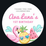 Summer Beach Fille Anniversaire Favoriser Stickers<br><div class="desc">Piscine Tropicale D'Été Anniversaire Privilégiez Les Stickers Ronds. Correspondance d'éléments dans notre Boutique Cava Party Design</div>