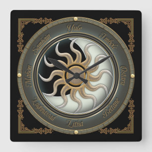 Sun et horloge murale païenne de roue de lune