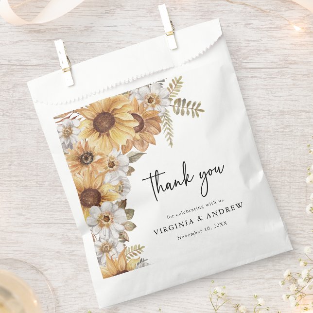 Sunflower Wedding Favor Sacs (Fall Sunflower Greenery Wedding Favor Bags by Painted Paperie
)