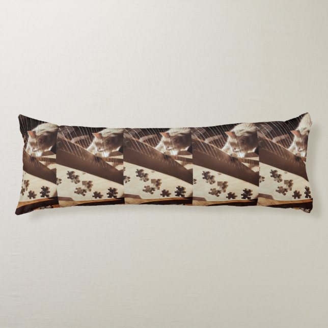 Sunlit Strings — Chat & Harpe Coussin de Corps Sér (Devant)