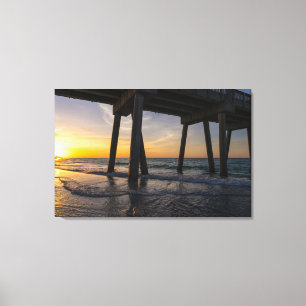 Sunrise D'Or Sous La Toile De Pensacola Pier