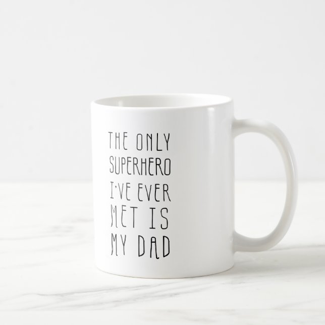 Superhero Dads Anniversaire Mug | Fête des pères (Droite)