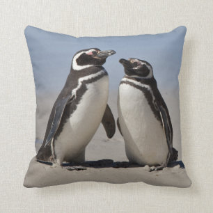 Sur le coussin de plage