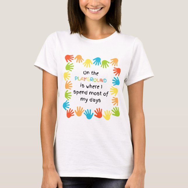 Sur le T-shirt Playground (Devant)