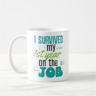 Survivez au travailleur travaillant de tasse de