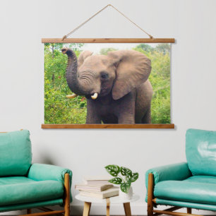 Suspendue Éléphant d'Afrique sauvage sur la tapisserie suspe