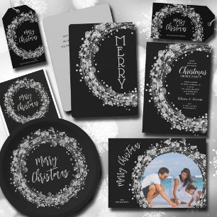 Cartes Pour Fêtes Annuelles Une couronne d'argent sur une photo noire Happy