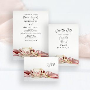 Coupe de thé floral avec Pearls Wedding RSVP Reply