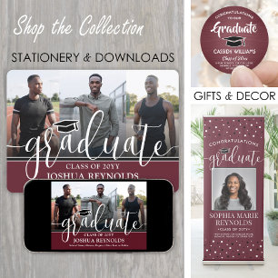 Faire-part Maroon de script moderne et blanc 4 diplôme de pho