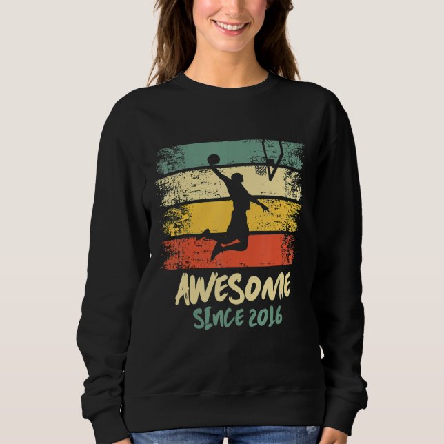 Sweatshirt 6e Birthday Since 2016 (Devant)