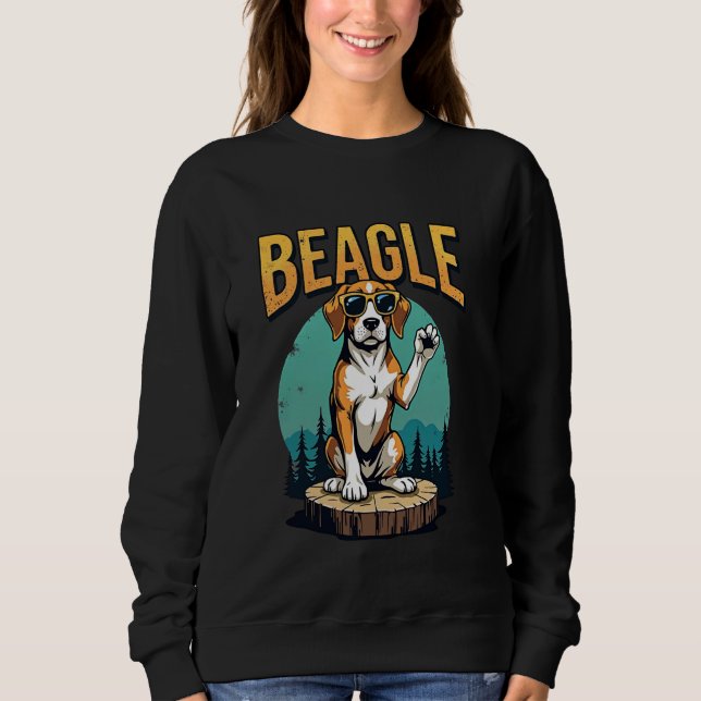 Sweatshirt Beagle confiant sur souche d'arbre avec style rétr (Devant)