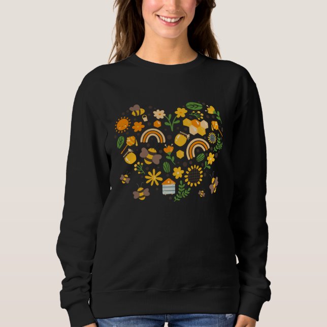 Sweatshirt Bee Outfit Idea For Women With Flowers Heart & Bum (Devant)