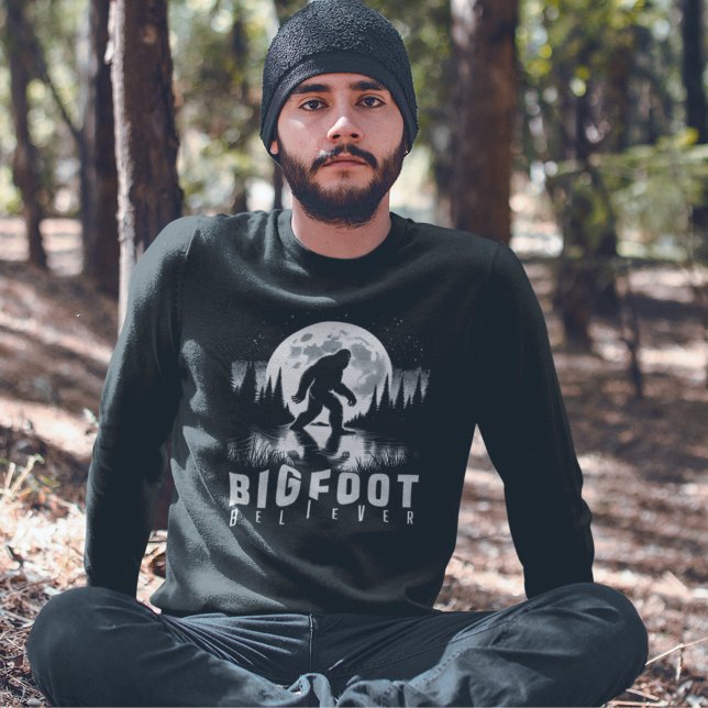 Sweatshirt Bigfoot Believer, Sasquatch Fans & Cryptid Enthu (Créateur téléchargé)