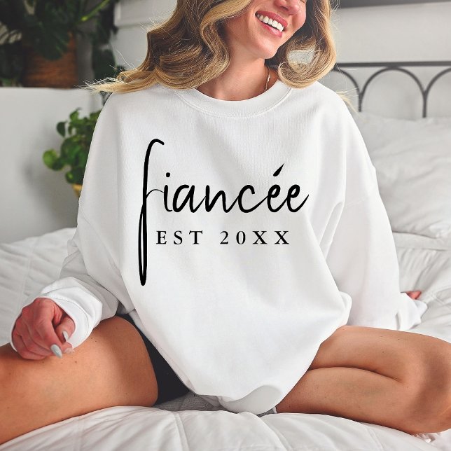 Sweatshirt Cadeau Fiançailles de mariée personnalisé Fiancée  (Créateur téléchargé)