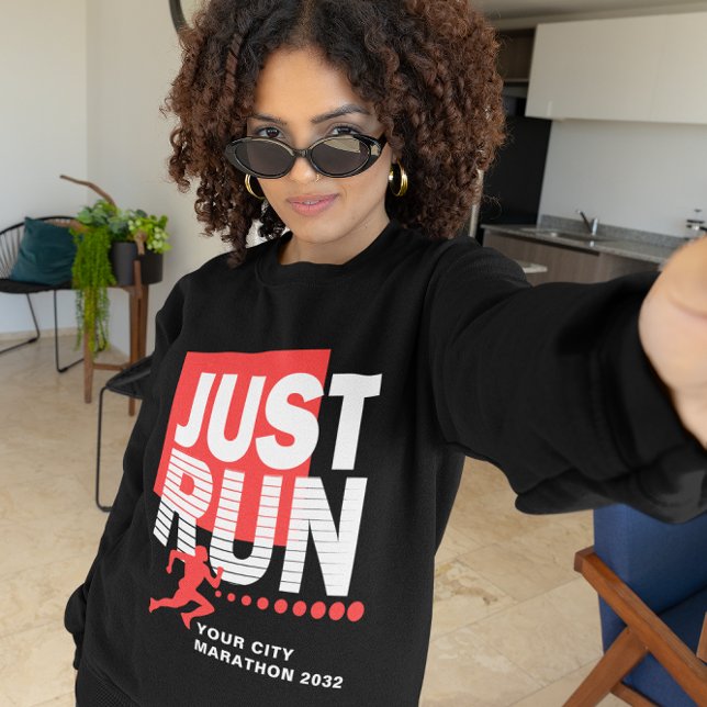 Sweatshirt Courez la course de marathon rouge foncé féminin (Just Run Red Marathon Runner Race Women's Dark Sweatshirt)