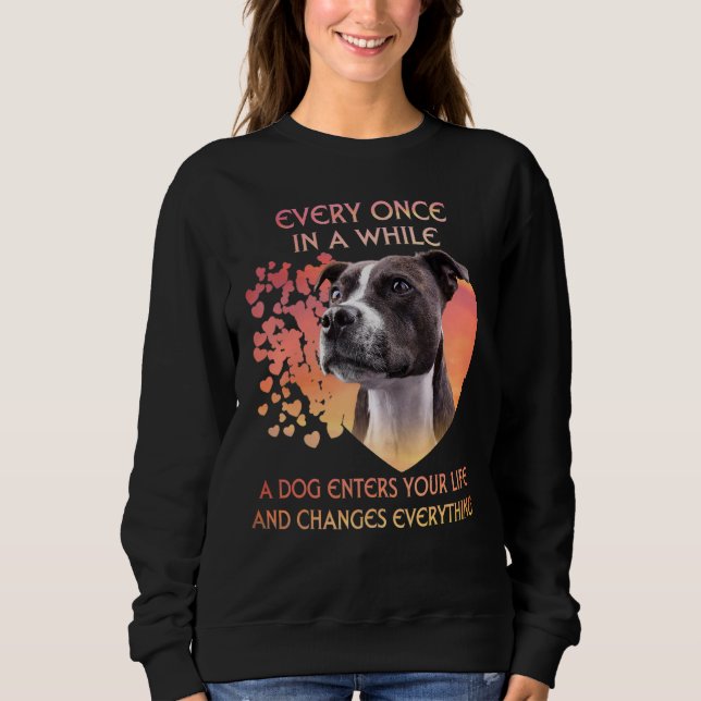 Sweatshirt De Temps En Temps Un Staffordshire Bull Terrier (Devant)