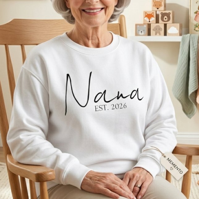 Sweatshirt Douce Nana Année EST Conception Élégante et Script (Créateur téléchargé)