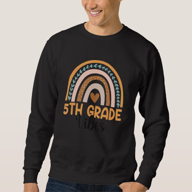 Sweatshirt Enseignant Arc-en-ciel de cinquième année Retour à (Devant)
